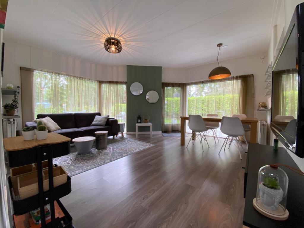 Strandhuisje Ermerzand Kültér fotó