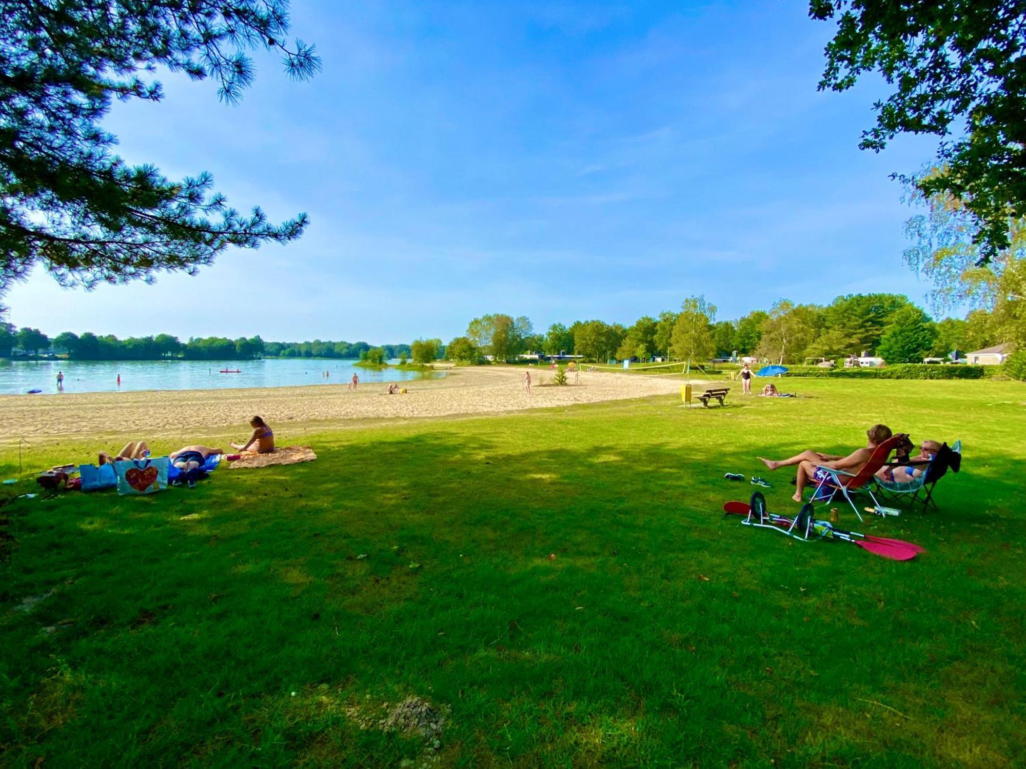 Strandhuisje Ermerzand Kültér fotó